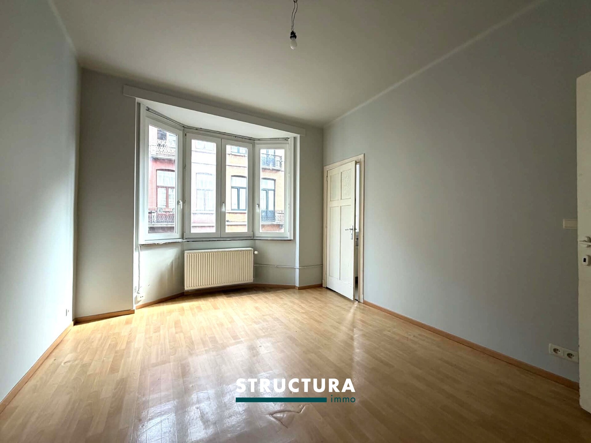 Appartement &agrave; louer &agrave; SINT-GILLIS