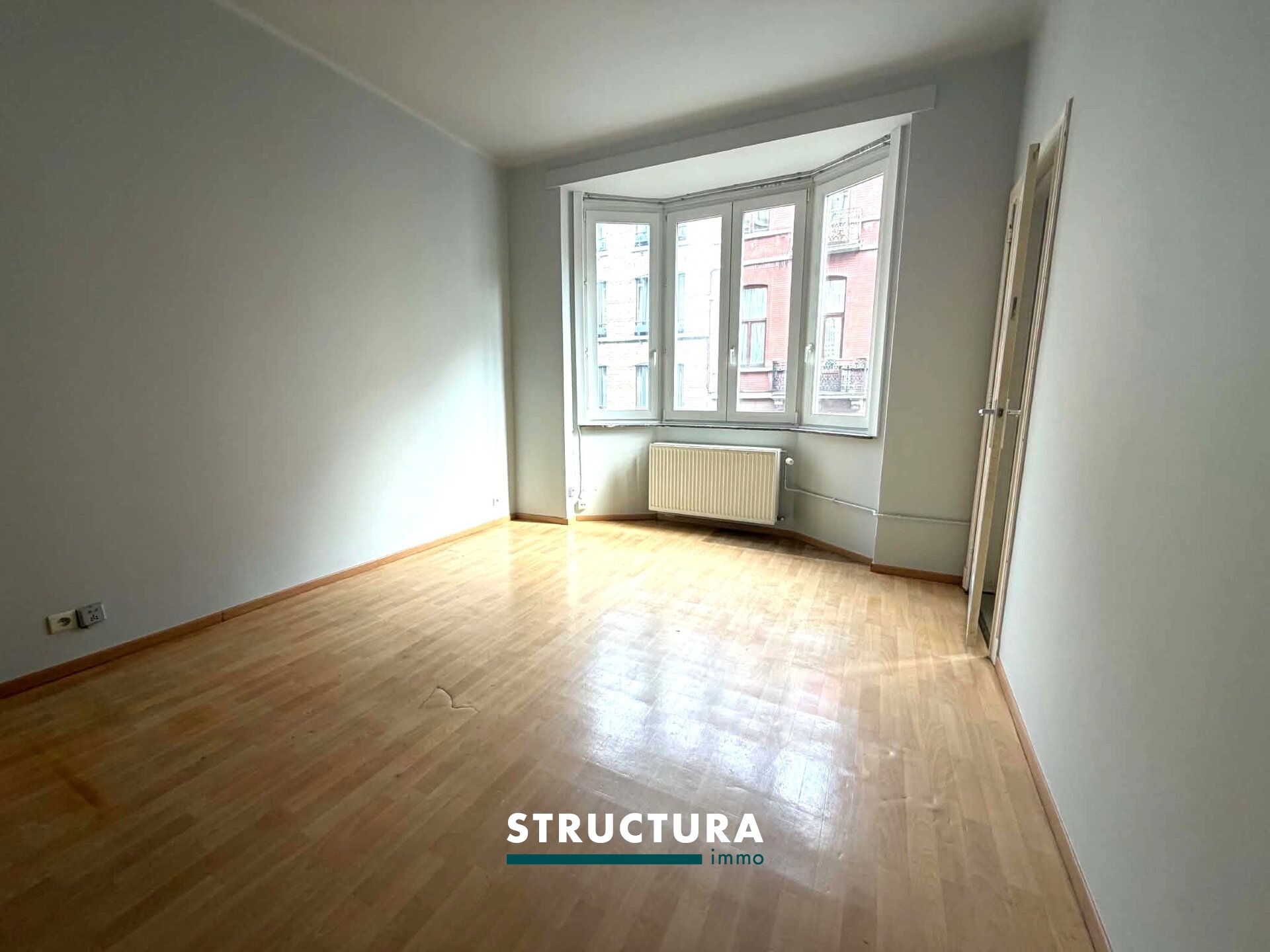 Appartement &agrave; louer &agrave; SINT-GILLIS