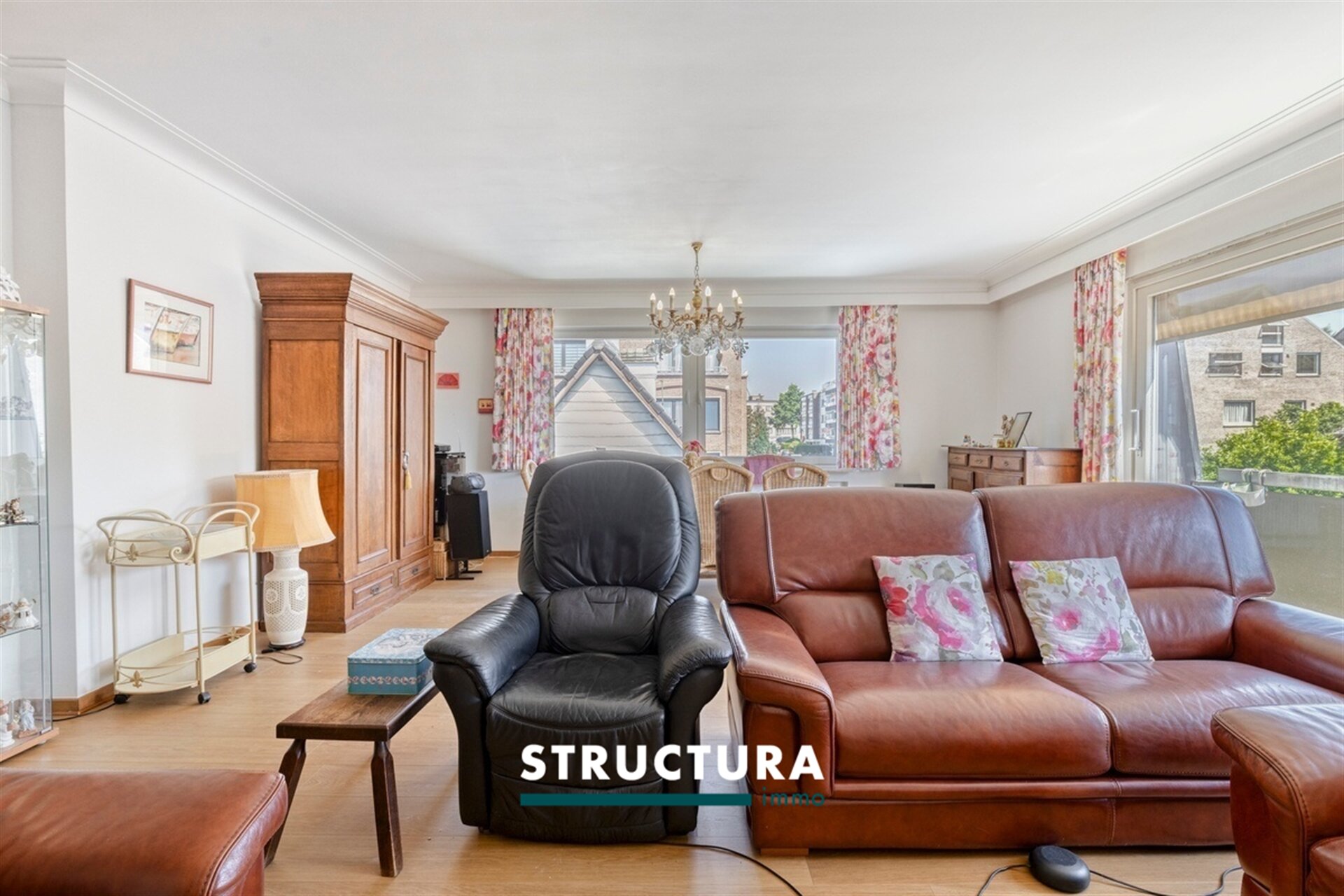 Appartement &agrave; vendre &agrave; LAEKEN (BRU.)