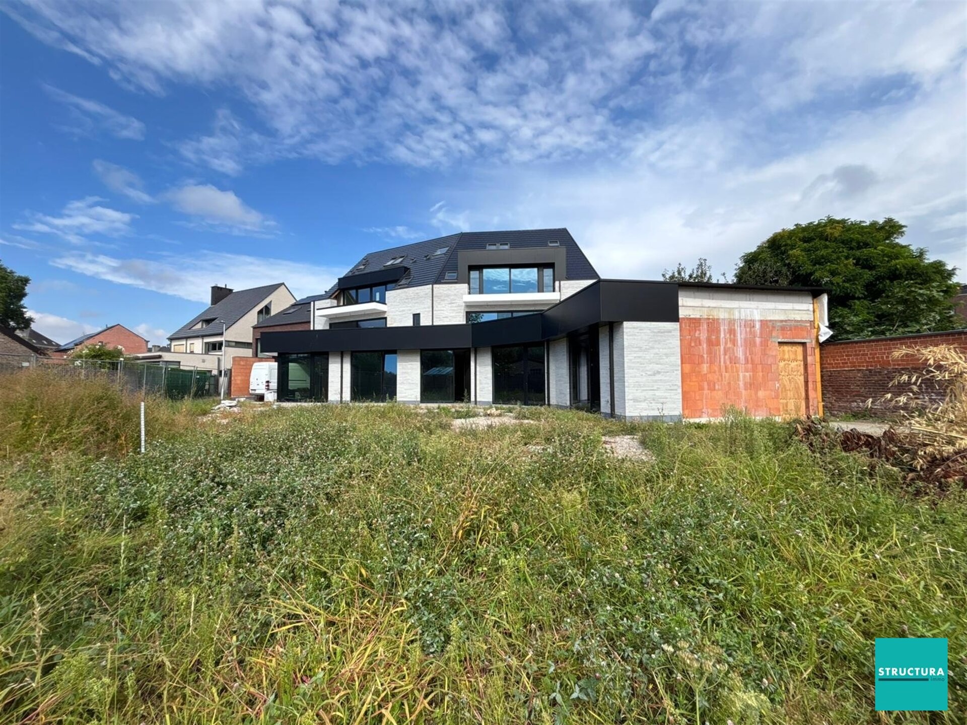 Commerce-Bureaux-Rapport à louer à OPWIJK