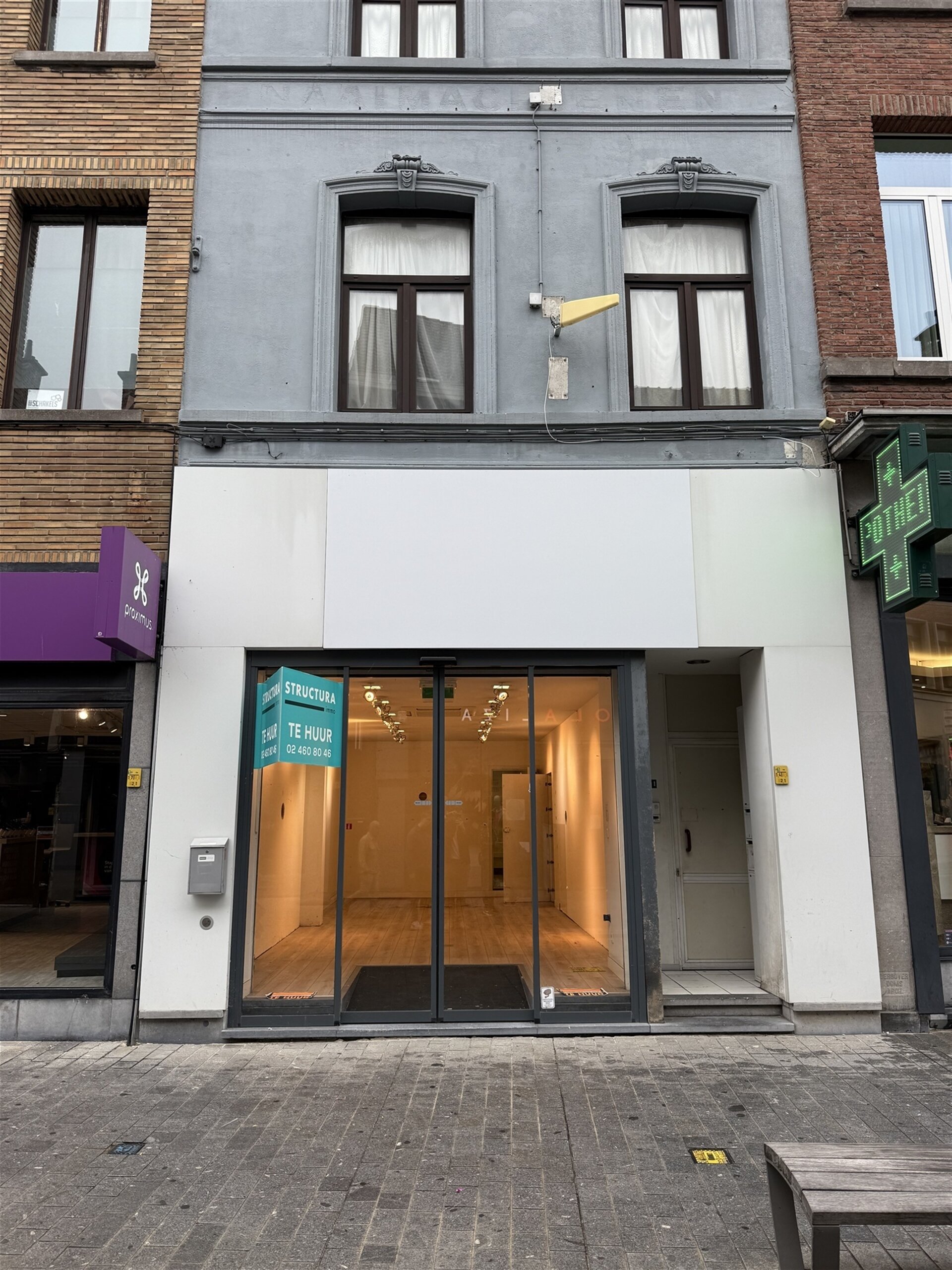 Commerce-Bureaux-Rapport à louer à VILVOORDE