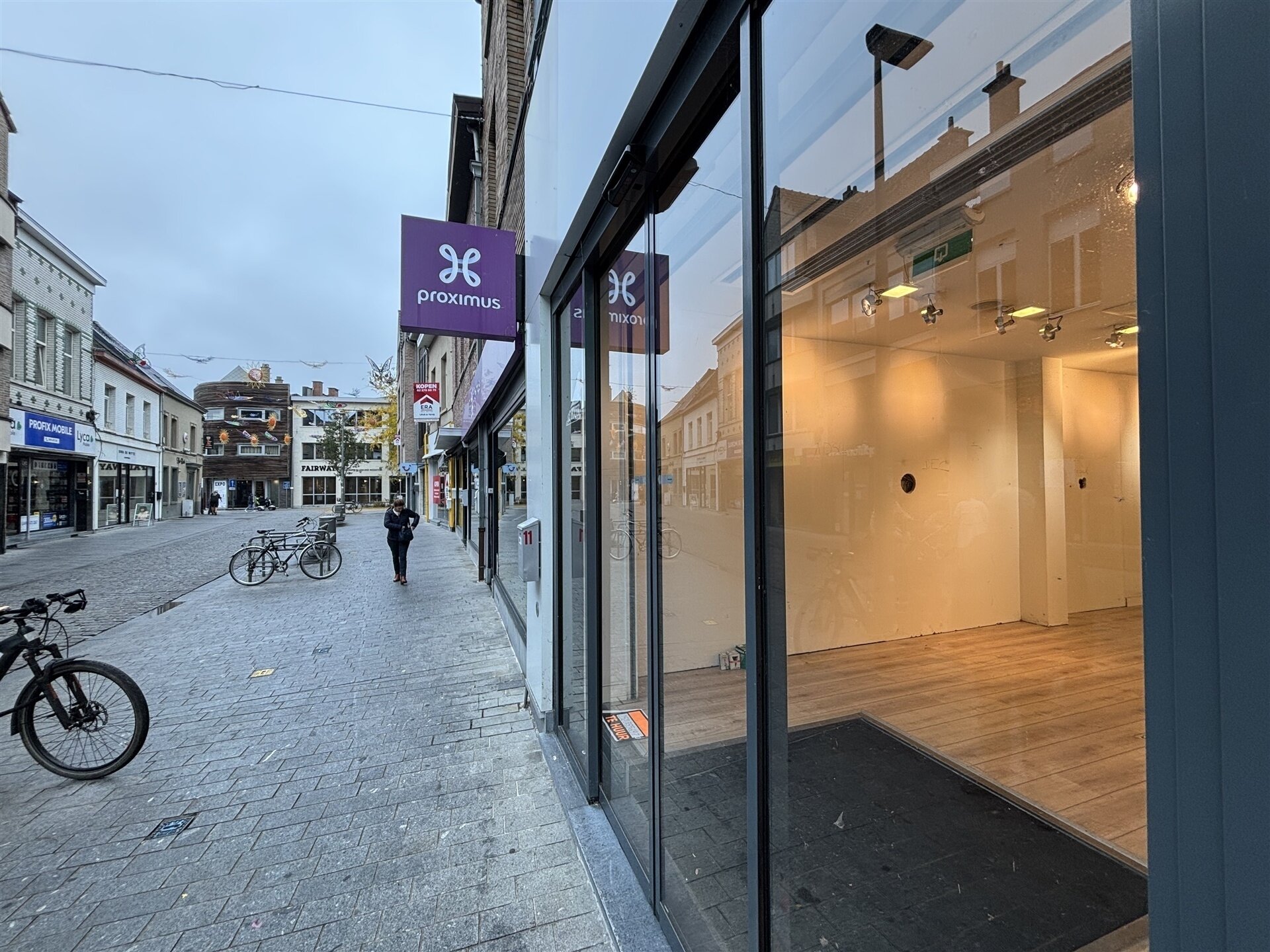Commerce-Bureaux-Rapport à louer à VILVOORDE