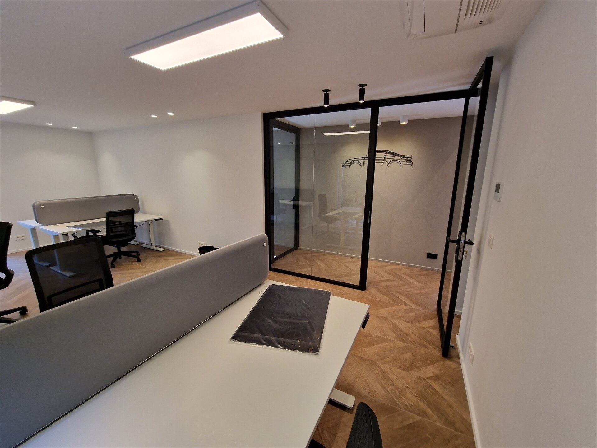 Commerce-Bureaux-Rapport à louer à WEMMEL