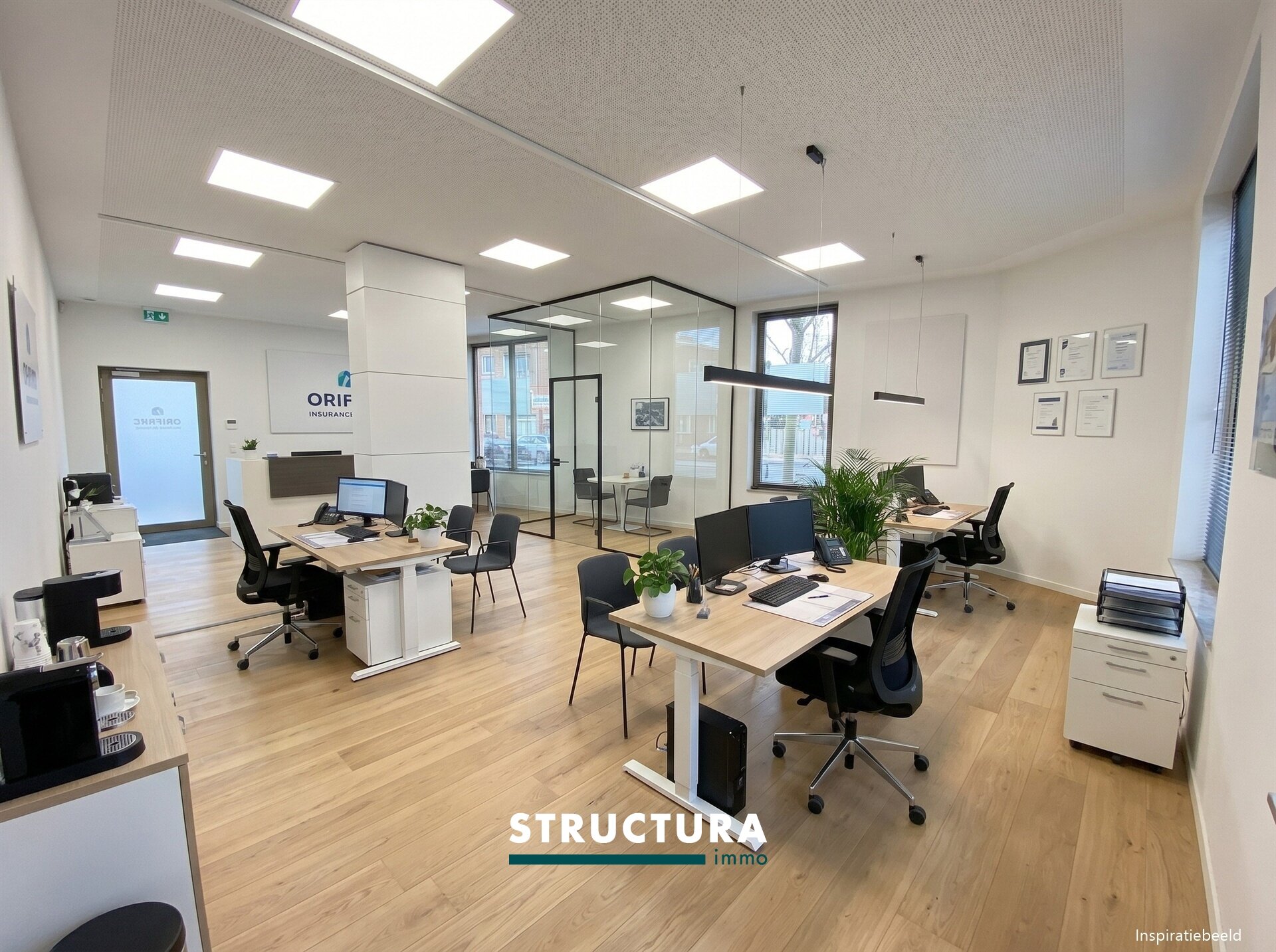 Commerce-Bureaux-Rapport &agrave; vendre &agrave; GRIMBERGEN