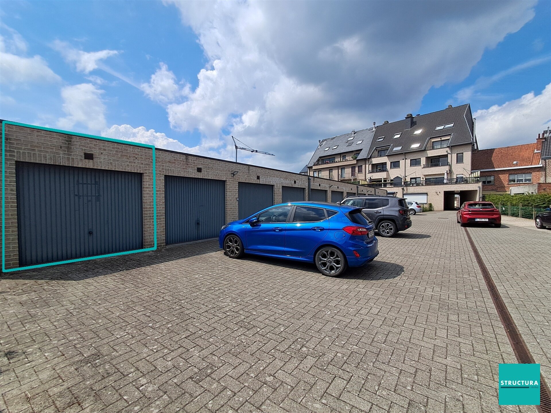 Garage box te koop in MERCHTEM