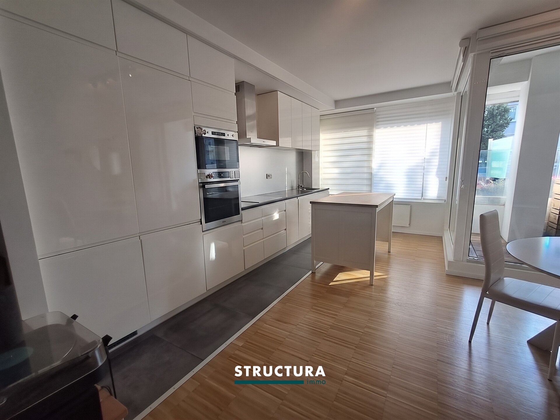 Gelijkvloers appartement te huur in WEMMEL