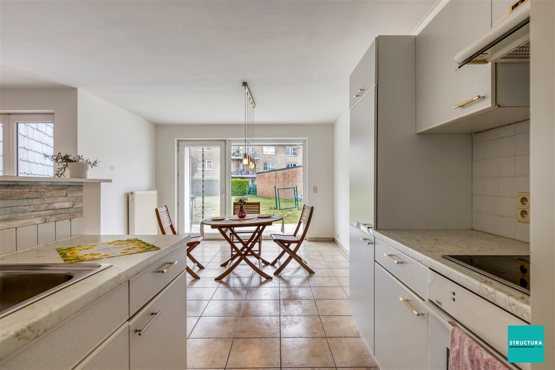 Gelijkvloers appartement te koop in AALST