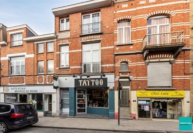 Bien de commerce a. maison à vendre à BRUSSEL