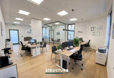 Commerce-Bureaux-Rapport &agrave; vendre &agrave; GRIMBERGEN