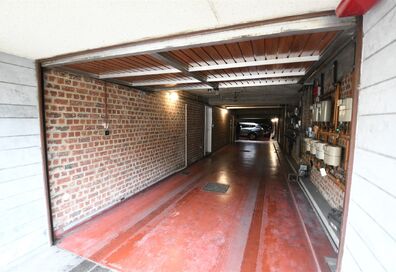 Garages / dépots à louer à JETTE