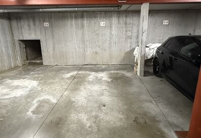 Garages / d&eacute;pots &agrave; louer &agrave; MEISE