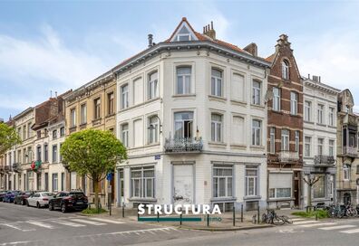 Opbrengsteigendom te koop in LAKEN (BRU.)