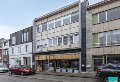 Rez-de-chaussée commercial à vendre à MERCHTEM