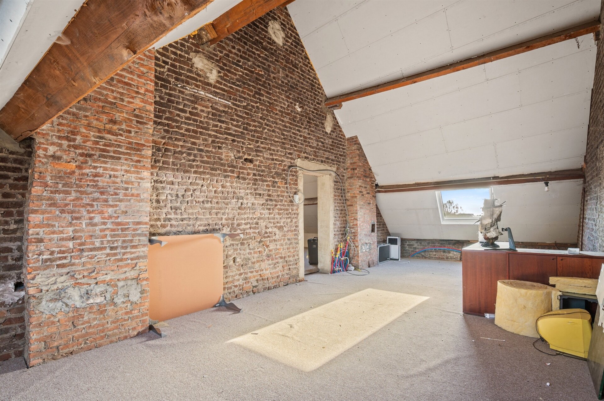 Handel-kantoor-opbrengst te koop in GRIMBERGEN