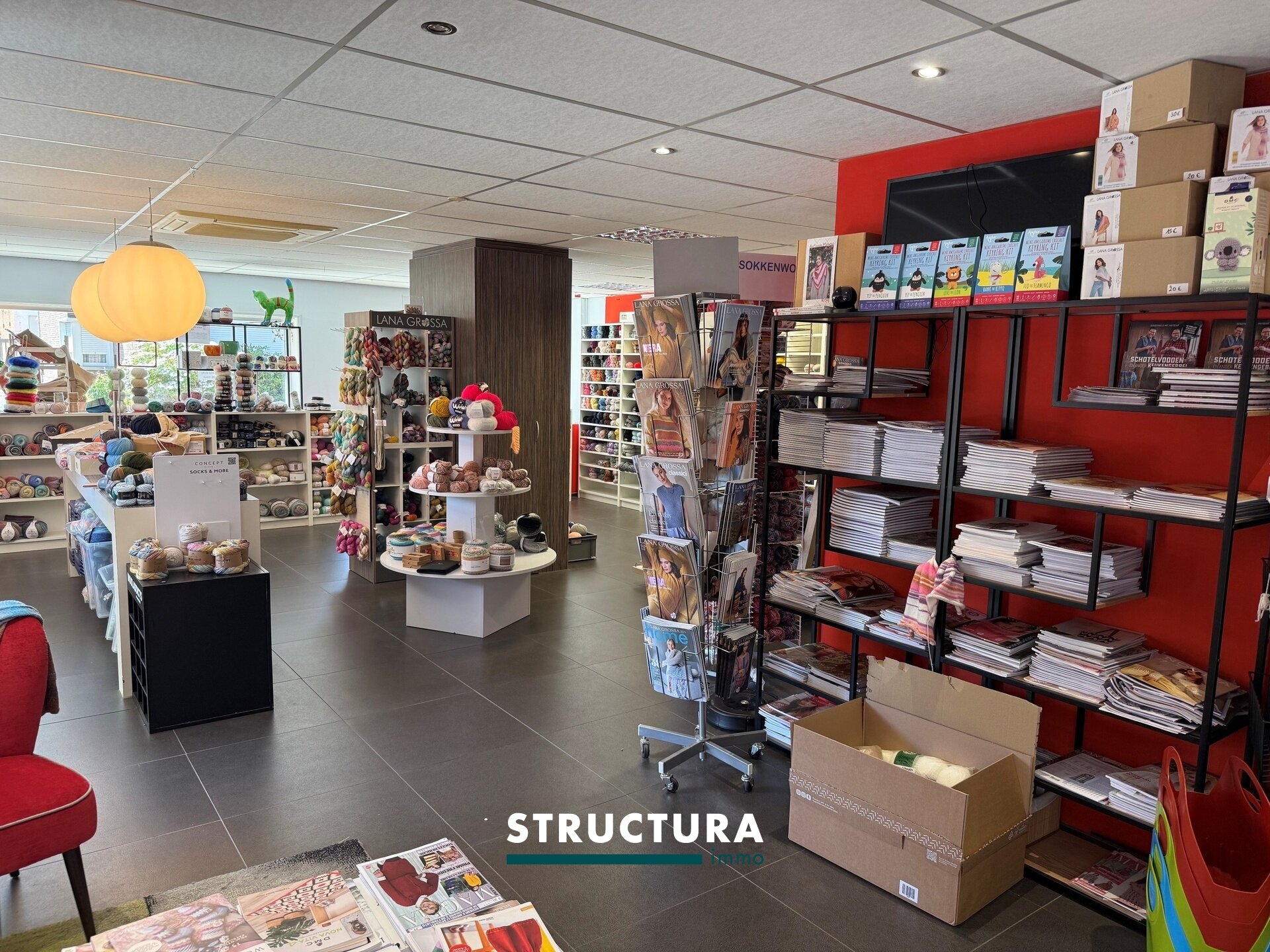 Handelsgelijkvloers te huur in BUGGENHOUT