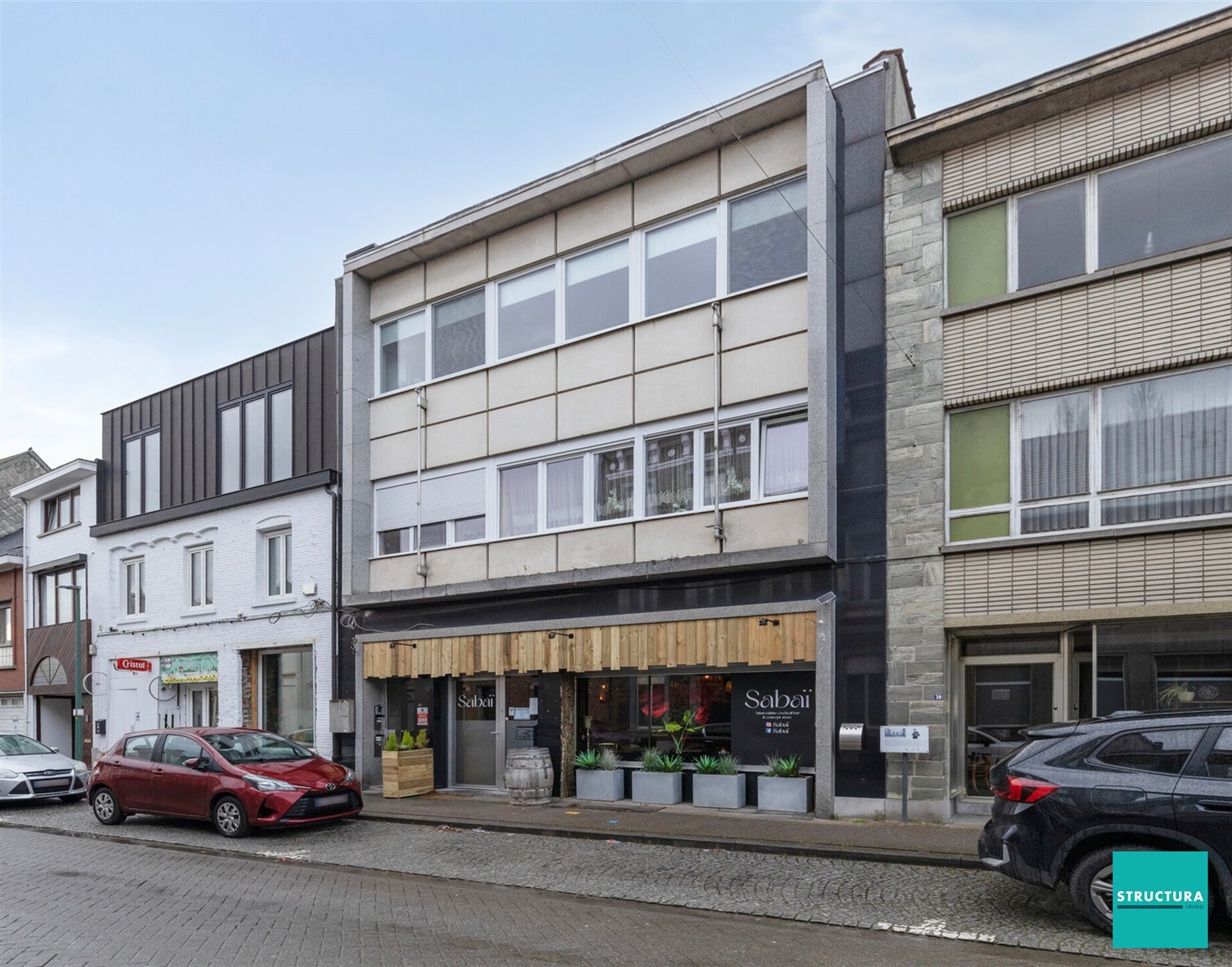 Handelsgelijkvloers te koop in MERCHTEM
