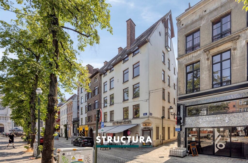 Appartement te koop in BRUSSEL