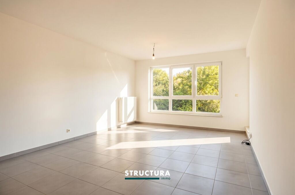 Appartement te koop in LAKEN (BRU.)
