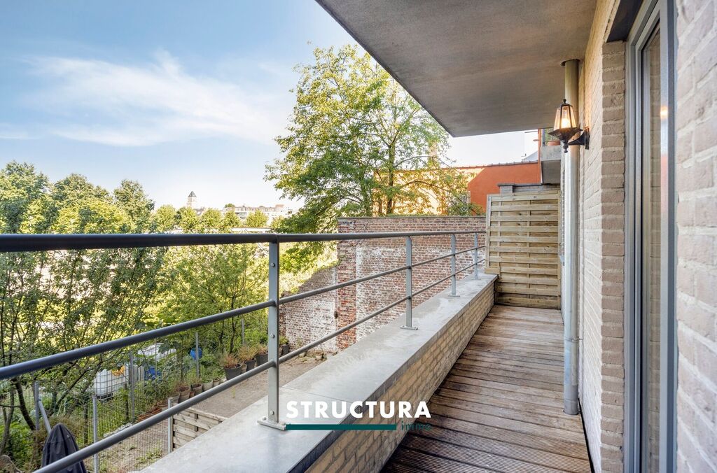 Appartement te koop in LAKEN (BRU.)