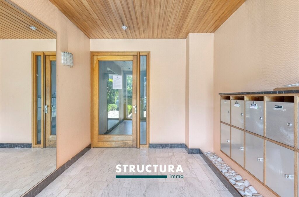 Appartement te koop in LAKEN (BRU.)