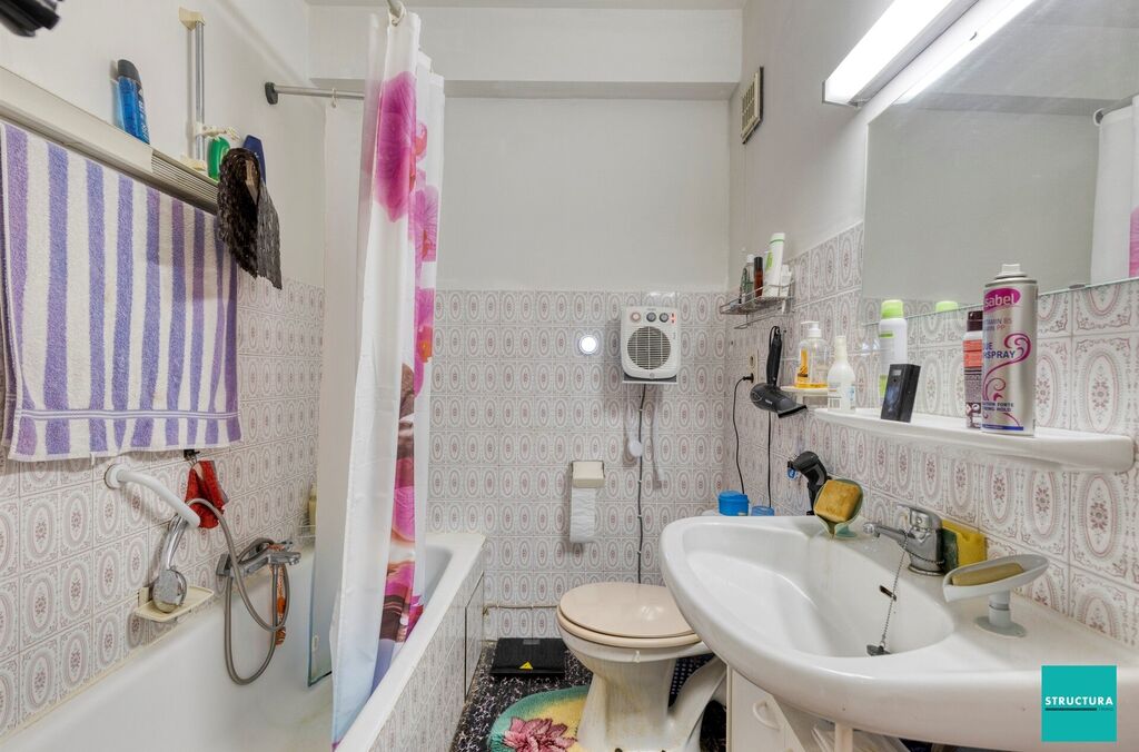 Appartementsgebouw te koop in STROMBEEK-BEVER