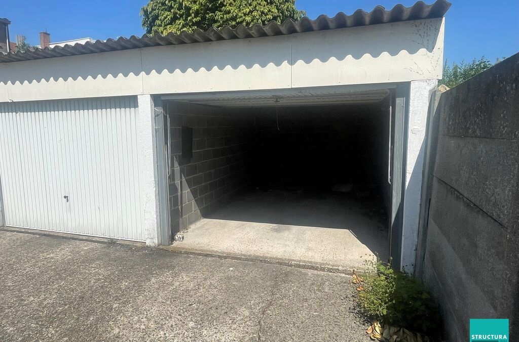 Appartementsgebouw te koop in STROMBEEK-BEVER