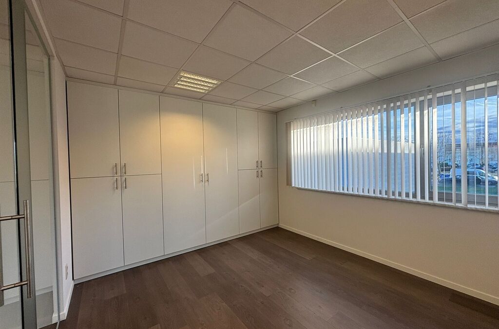 Atelier te koop in MERCHTEM