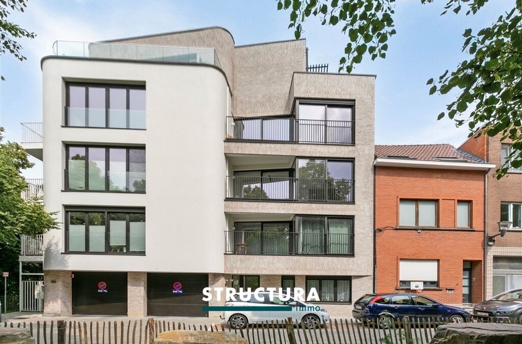 Autostaanplaats binnen te koop in JETTE