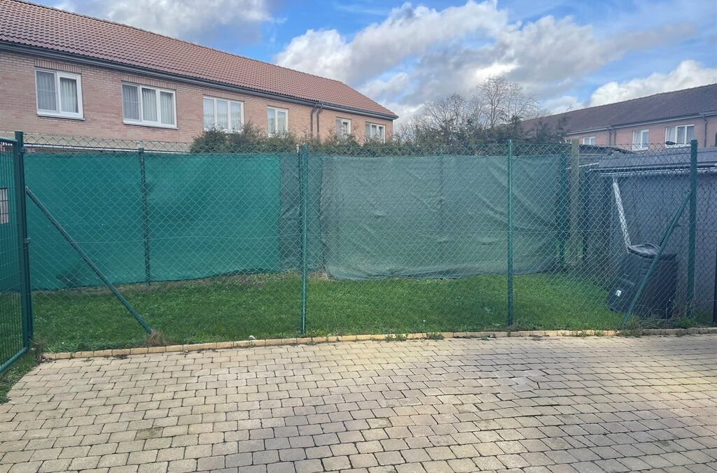 Autostaanplaats te koop in MERCHTEM