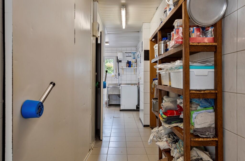 Bien de commerce a. maison à vendre à OPWIJK