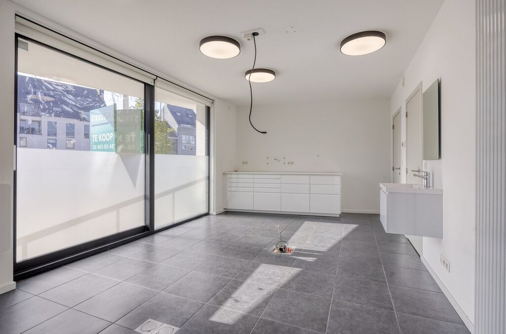 Commerce-Bureaux-Rapport à louer à MERCHTEM