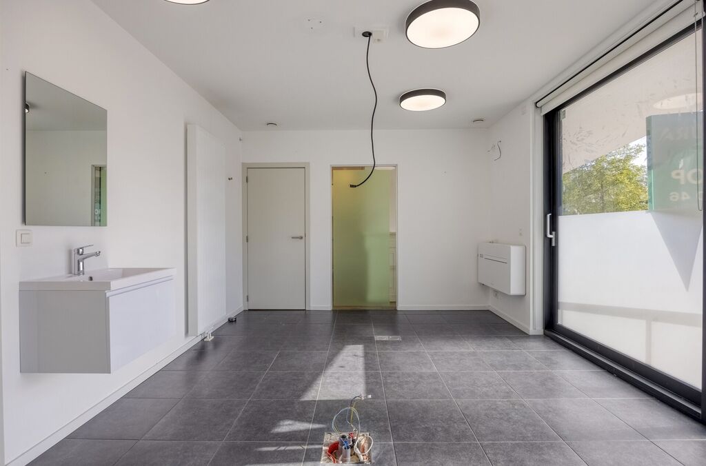 Commerce-Bureaux-Rapport à louer à MERCHTEM