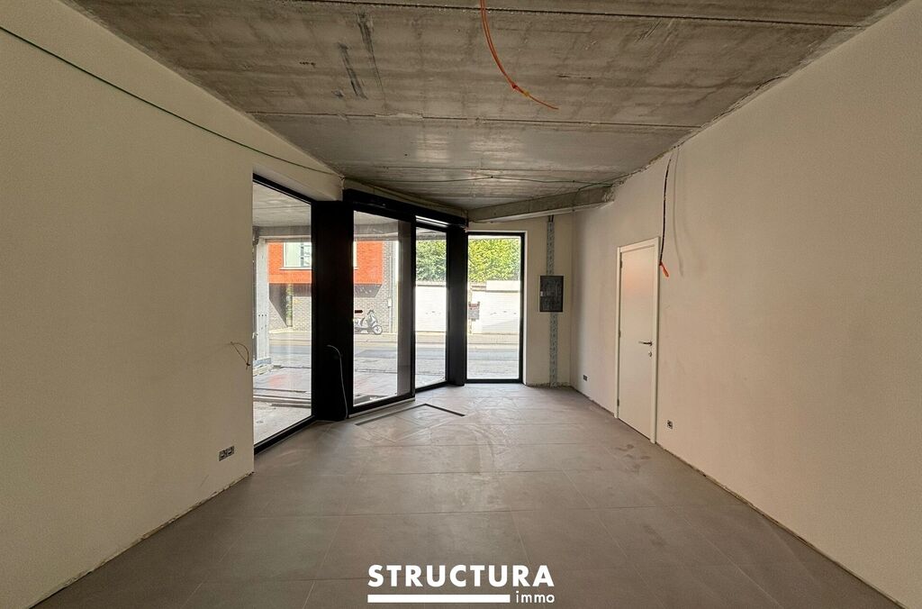 Commerce-Bureaux-Rapport à louer à OPWIJK