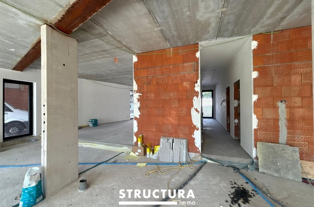 Commerce-Bureaux-Rapport à louer à OPWIJK