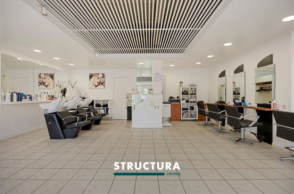 Commerce-Bureaux-Rapport &agrave; vendre &agrave; LAEKEN (BRU.)