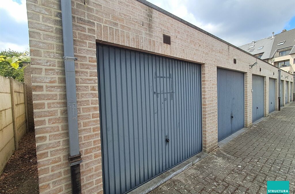 Garage box te koop in MERCHTEM