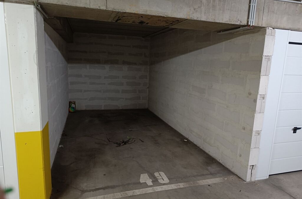 Garages / d&eacute;pots &agrave; louer &agrave; WEMMEL