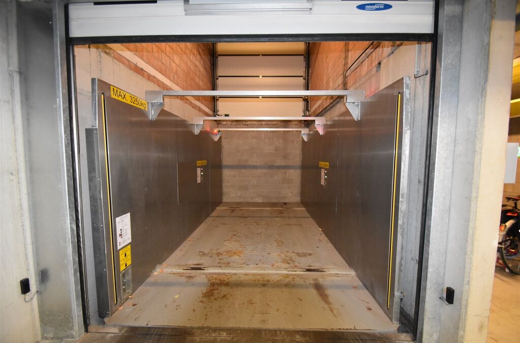 Garages / d&eacute;pots &agrave; vendre &agrave; MERCHTEM