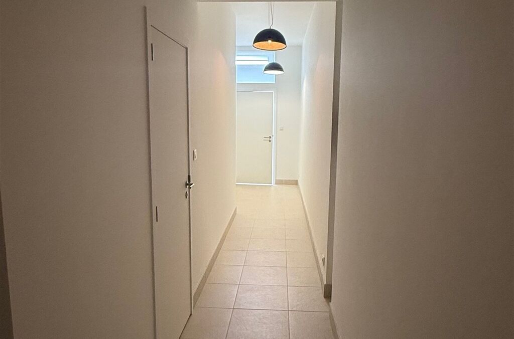 Gelijkvloers appartement te huur in AALST