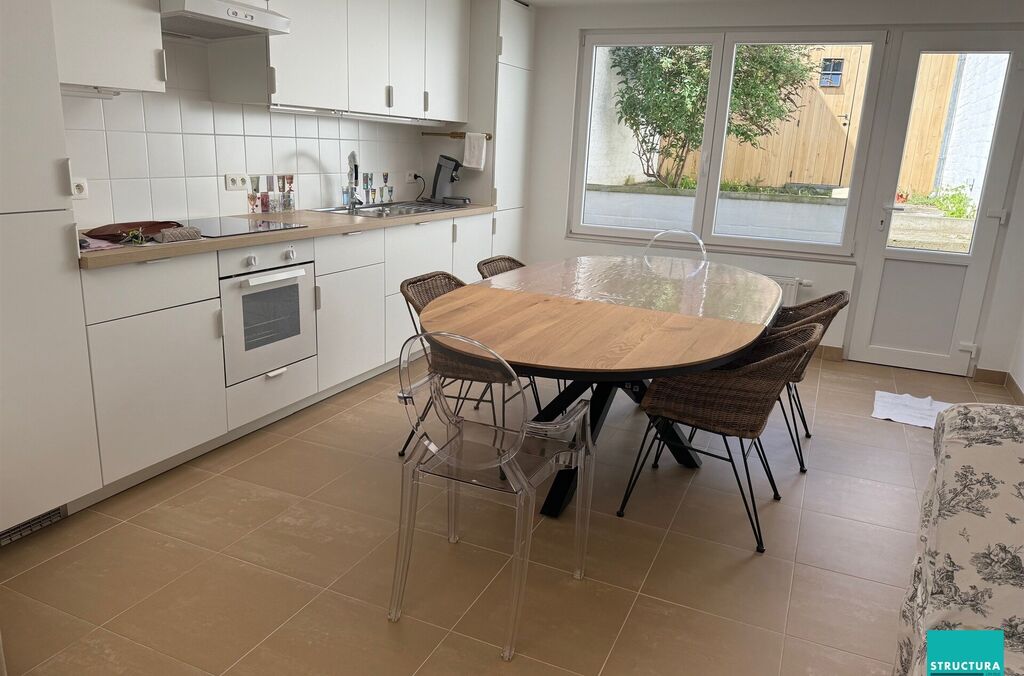 Gelijkvloers appartement te huur in AALST