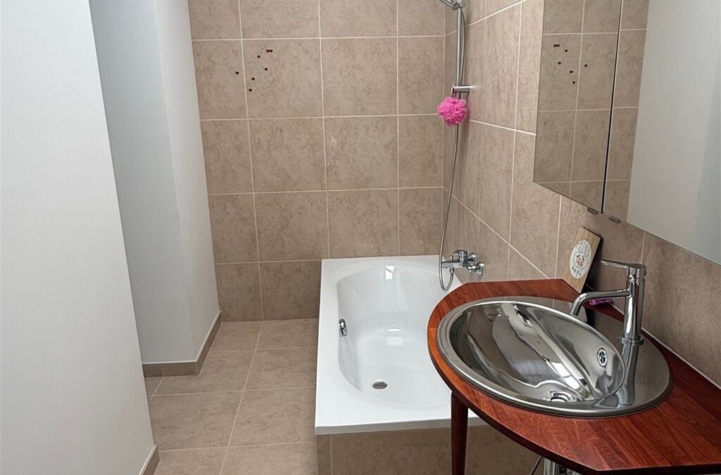 Gelijkvloers appartement te huur in AALST