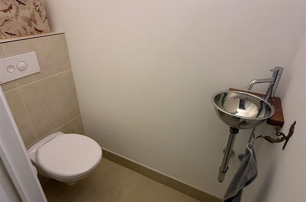Gelijkvloers appartement te huur in AALST