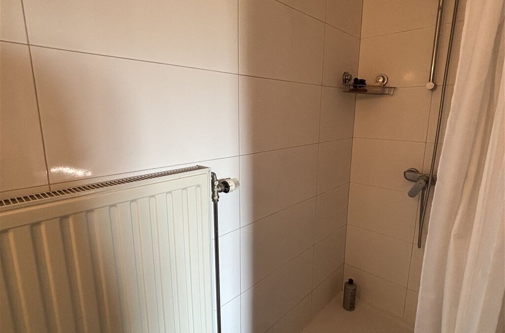 Gelijkvloers appartement te huur in STEENHUFFEL