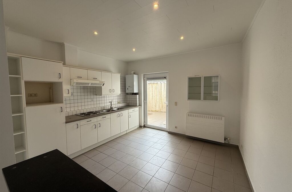 Gelijkvloers appartement te huur in STEENHUFFEL
