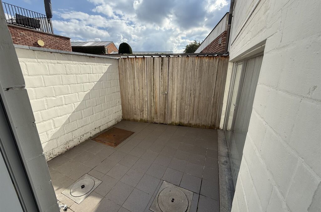 Gelijkvloers appartement te huur in STEENHUFFEL