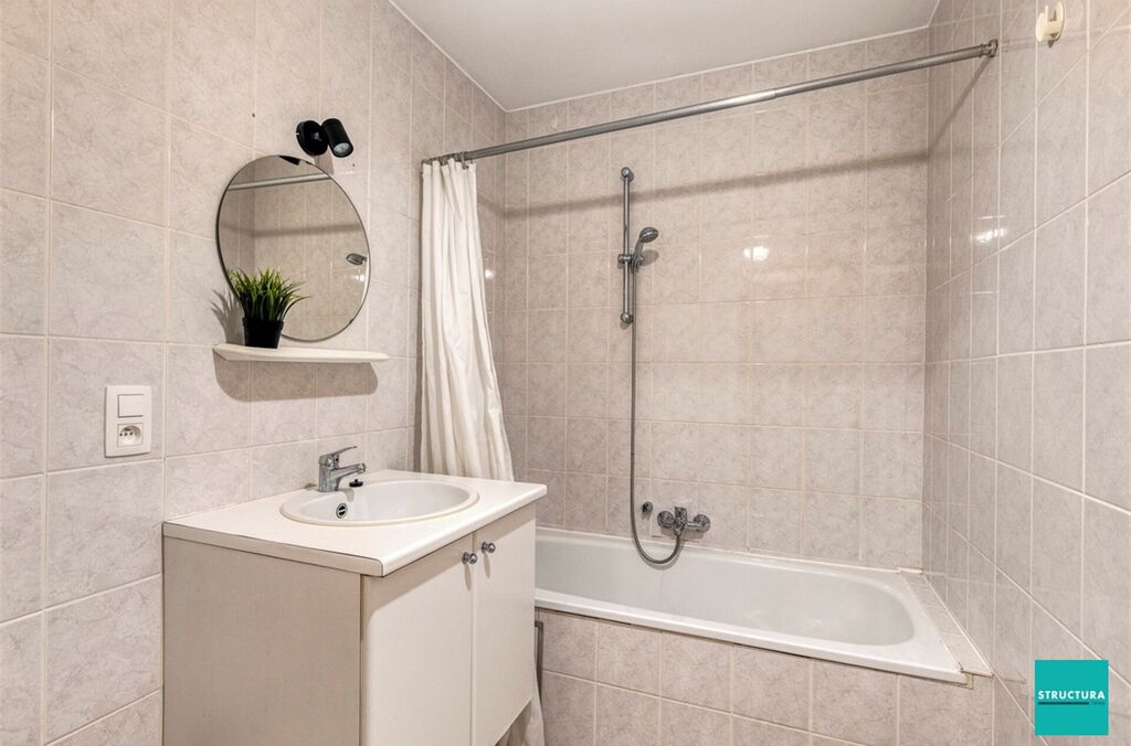 Gelijkvloers appartement te koop in AALST