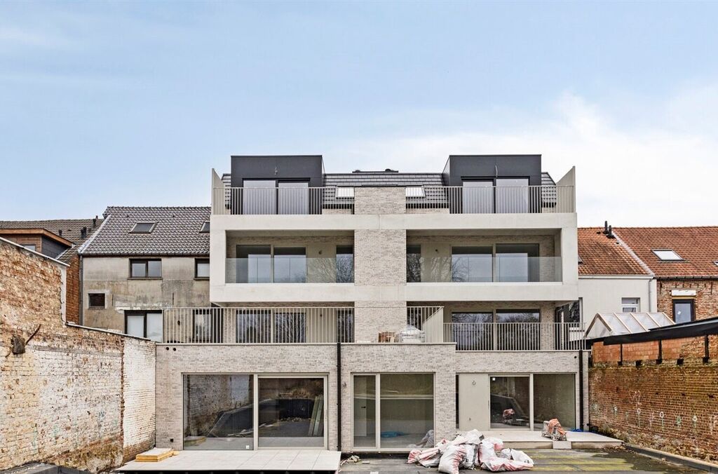 Gelijkvloers appartement te koop in MERCHTEM