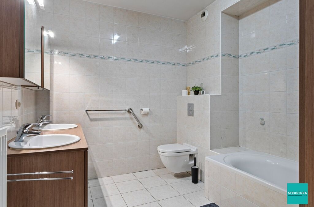 Gelijkvloers appartement te koop in MERCHTEM