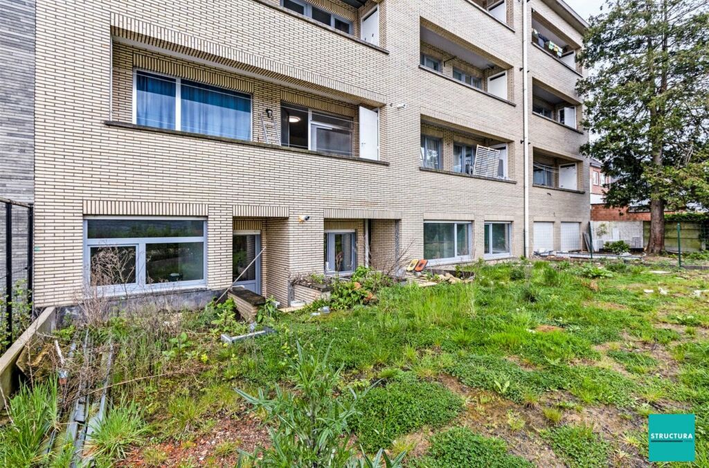 Gelijkvloers appartement te koop in STROMBEEK-BEVER