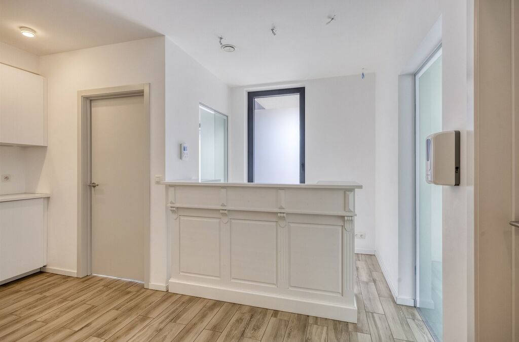 Handel-kantoor-opbrengst te huur in MERCHTEM